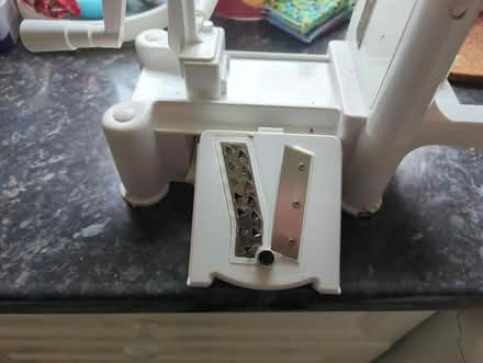 Photo of free veg slicer/spiral machine (Baildon BD17) #2