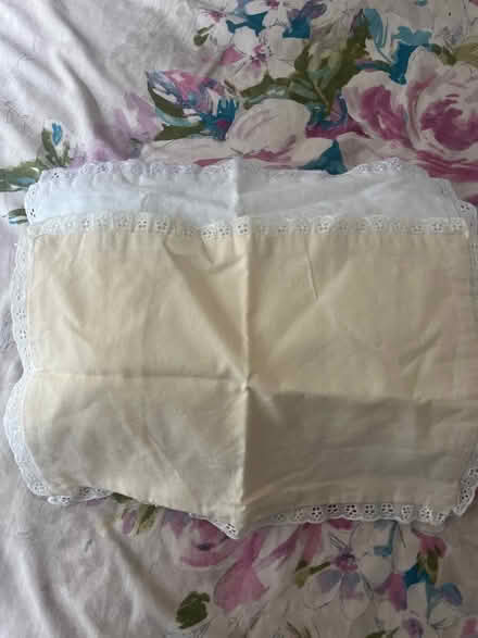 Photo of free Small pillow with 2 pillowcases (Kidbrooke, SE3) #2