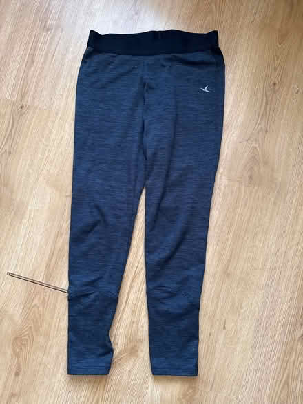 Photo of free Decathlon leggings (Morden, SM4) #2