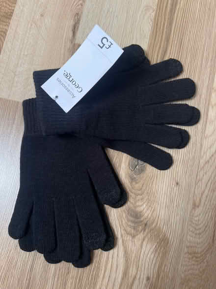 Photo of free George Gloves x2 (Gilmerton Dykes Avenue) #1