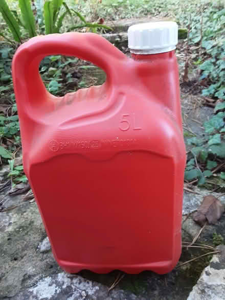 Photo of free Fuel can (Emmbrook RG41) #1