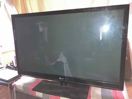 Photo of free TV no remote or power lead (Battersea SW11) #1
