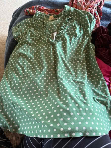 Photo of free Tops and tunics size m (94086) #1