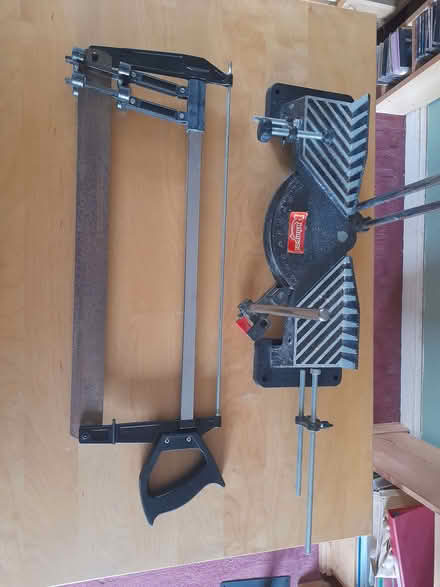 Photo of free hand mitre saw (Kidlington OX5) #3