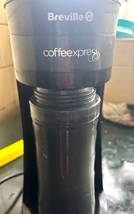 Photo of free One cup coffee maker (Calverley LS28) #1
