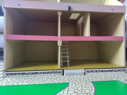 Photo of free Dolls house (Scotches DE56) #2