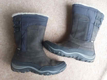 Photo of free Ladies/Girls Merrell Winter Boots (Barton-on-Sea BH25) #1