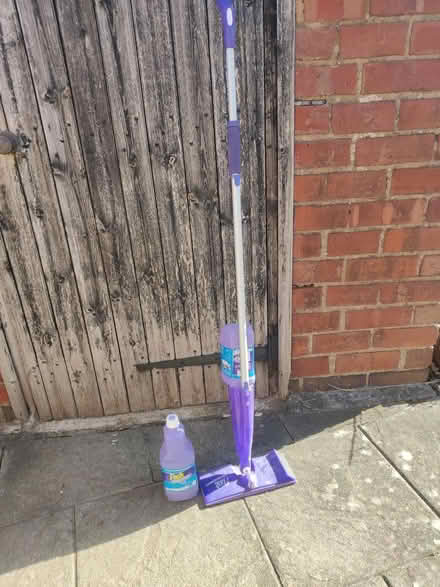 Photo of free Flash PowerMop & Cleaning Solution (Gloucester) #2