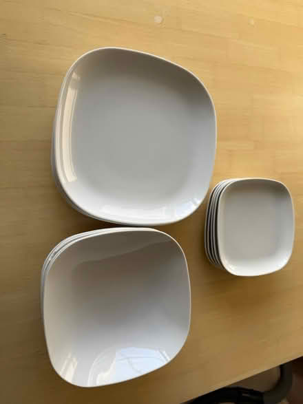 Photo of free Set of 15 plates (Islington N1 (essex road)) #2