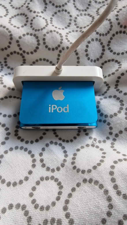 Photo of free iPod (Edinburgh EH7) #1