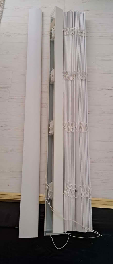 Photo of free Slatted window blind (Dronfield S18) #1