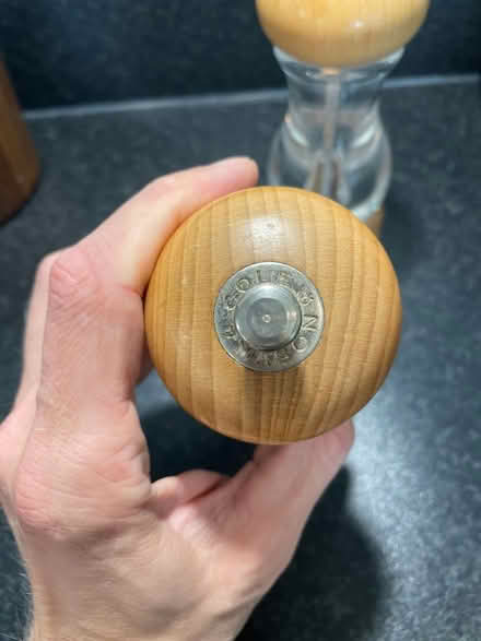 Photo of free Salt and Pepper mills (Whitechapel E1) #2