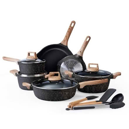 Photo of Dining plates/cups, cooking pots (Gorton M18) #2