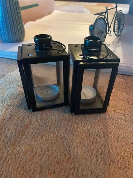 Photo of free Mixed decor items (Barford NR9) #4