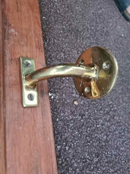 Photo of free Wooden bannister (Harpenden AL5) #4
