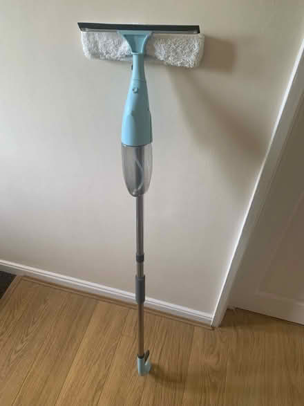 Photo of free Window cleaner mop (Benhall GL51) #1