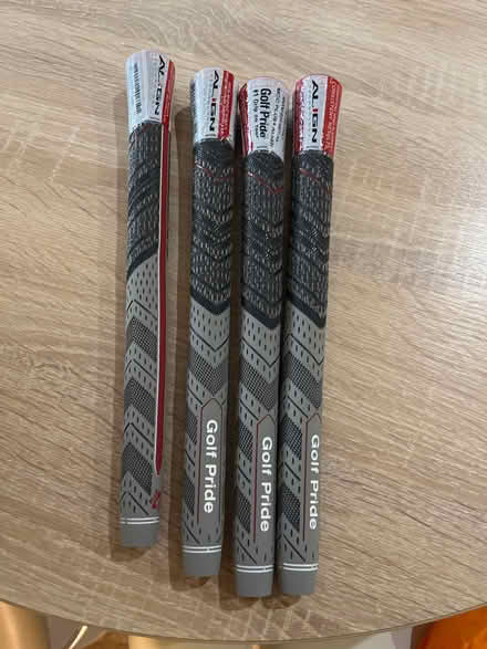 Photo of free 4 golf grips (Surbiton KT6) #1