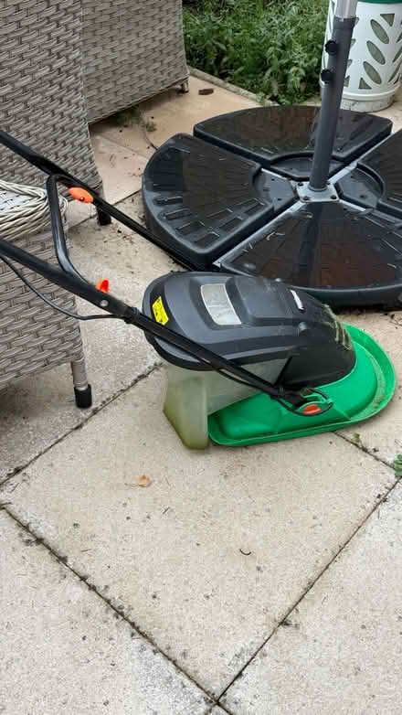 Photo of free Electric Lawn Mower (Wrecclesham GU10) #2