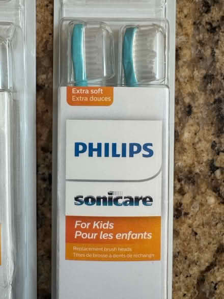 Photo of free Sonicare for Kids toothbrush heads (Wolfe and Homestead) #3