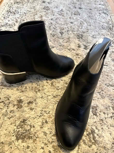 Photo of free Boots size4 (E17) #2