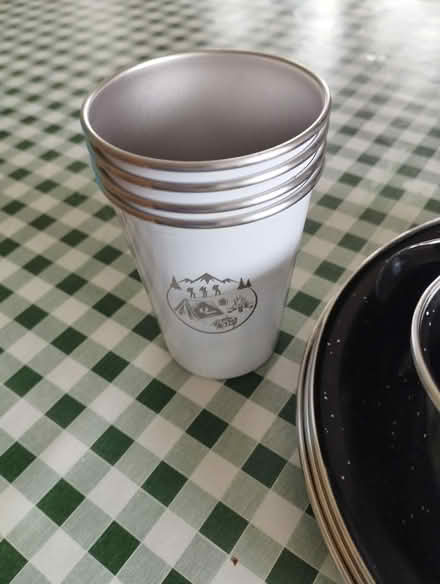 Photo of free Camping dinnerware (Walkley S6) #3