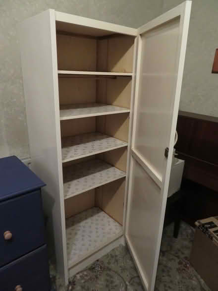 Photo of free white wardrobe or cupboard with shelves, must go pronto… (Addiscombe CR0) #4
