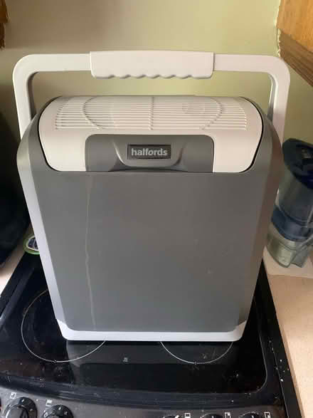 Photo of free Halfords 19L Electric Coolbox (Whitechurch) #2