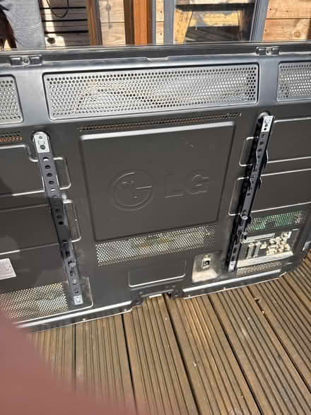 Photo of free Old flat screen lg 32” (Home S71) #2