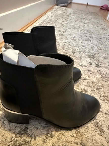Photo of free Boots size4 (E17) #1
