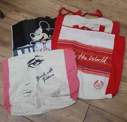 Photo of free Tote bags (Kendal LA9) #1