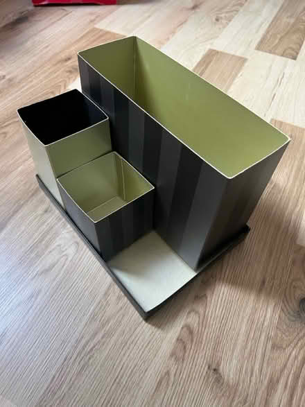 Photo of free Paper Organiser (Gilmerton Dykes Avenue) #1