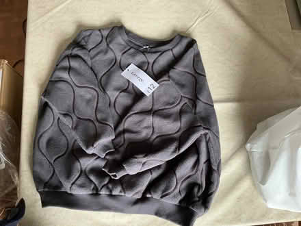 Photo of free Fleecy top age 3-4 new (Cox Green SL6) #1