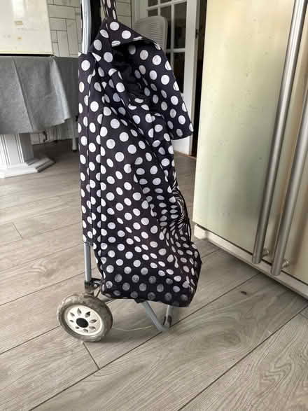 Photo of free Shopping trolley (Croydon/West Wickham) #2