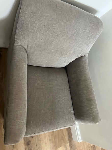 Photo of free Grey armchair (HP1) #1