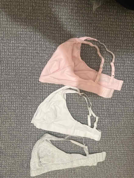 Photo of free New pants(Thongs and sport bras) (Bd1) #3