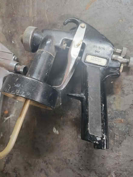 Photo of free (2) Campbell-Hausfeld spray guns (Westmont) #3