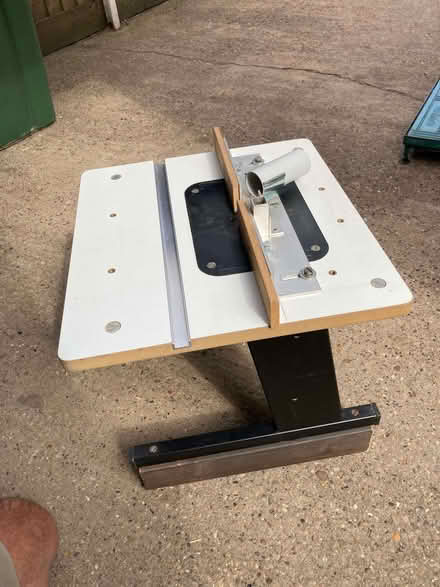 Photo of free Benchtop Router Table (Anstey LE7) #3