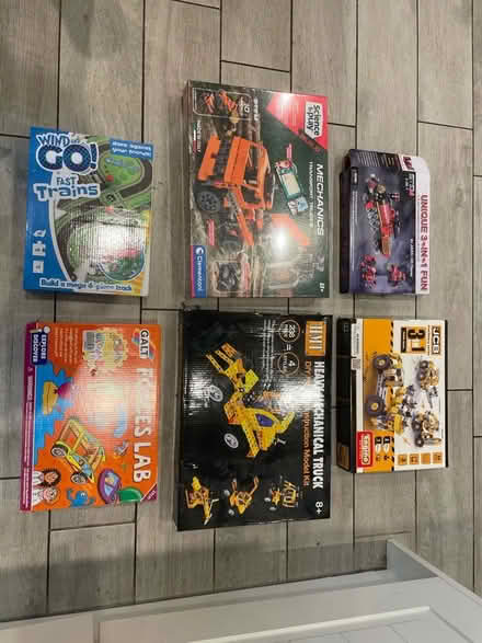 Photo of free Unopened construction toys (Bilton HG1) #1