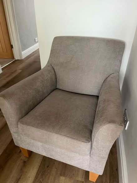 Photo of free Grey armchair (HP1) #4