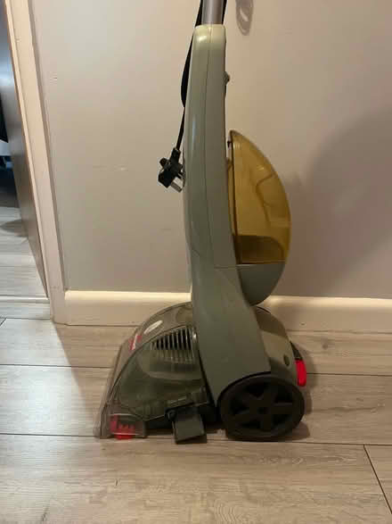 Photo of free Carpet cleaner. Needs servicing (Weston) #3