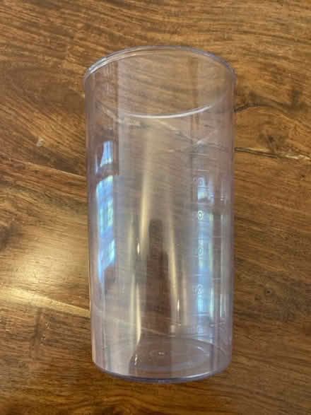 Photo of free Plastic narrow measuring cup (W12) #1