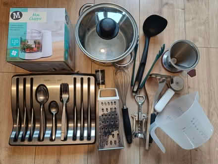 Photo of free Assorted kitchen utensils (Essex Road, N1) #1