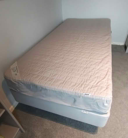 Photo of free Single divan bed & mattress (Sherfield on Loddon, RG27 0) #2