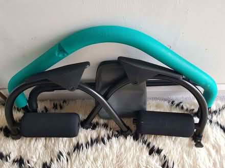 Photo of free Abs cruncher / sit-ups aid (Kendal LA9) #3