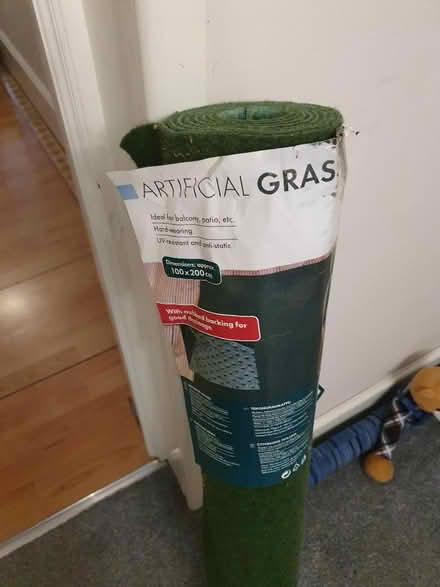 Photo of free Rolls of artificial grass (Welling DA16) #1