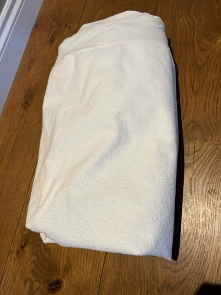 Photo of free Single bed fitted waterproof sheet (Hitchin Herts) #1