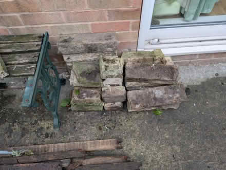 Photo of free Used bricks (Heaton Mersey SK4) #1