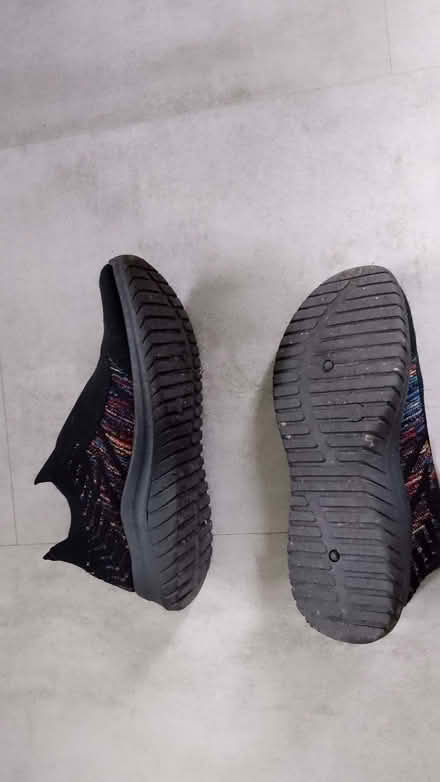 Photo of free Trainers size 4 (Emmbrook RG41) #2