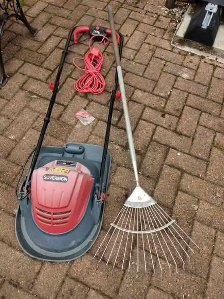 Photo of free Mower (hover) (Neilston) #2