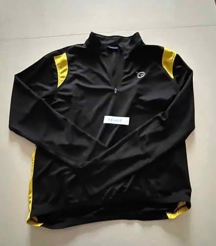 Photo of free Cycling top (Cox Green SL6) #1
